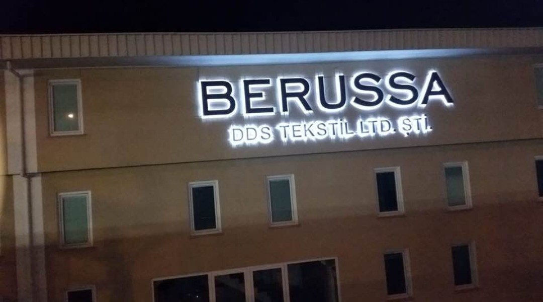 Berussa Curtain - Alüminyum Kutu Ters Işık Tabela