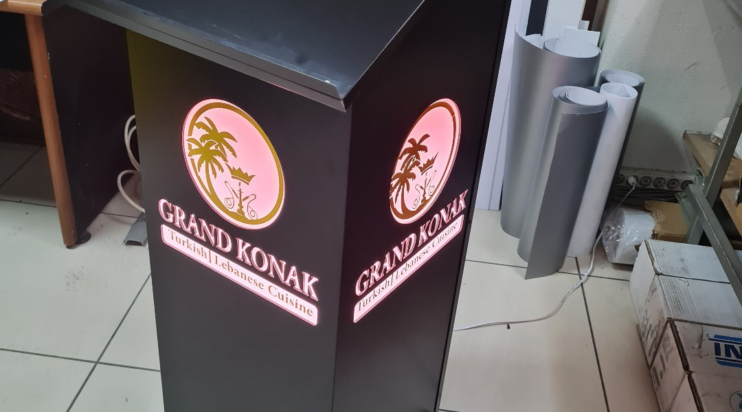Grand Konak - Giriş Karşılama Kürsüsü