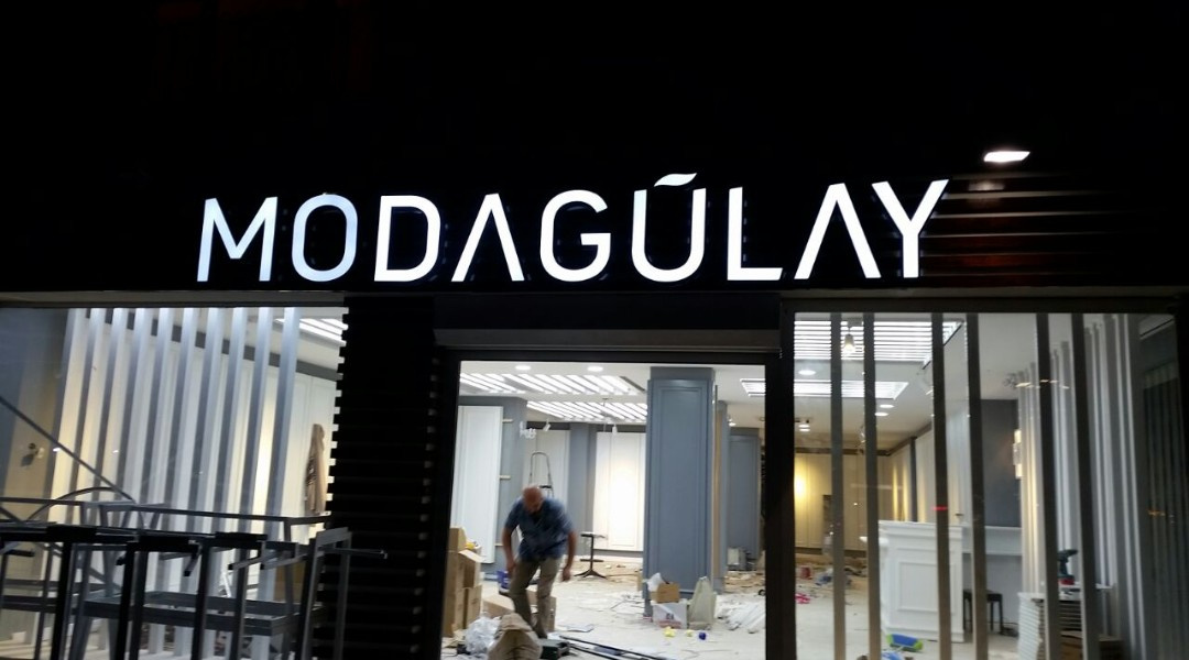 Moda Gülay - Işıklı Tabela
