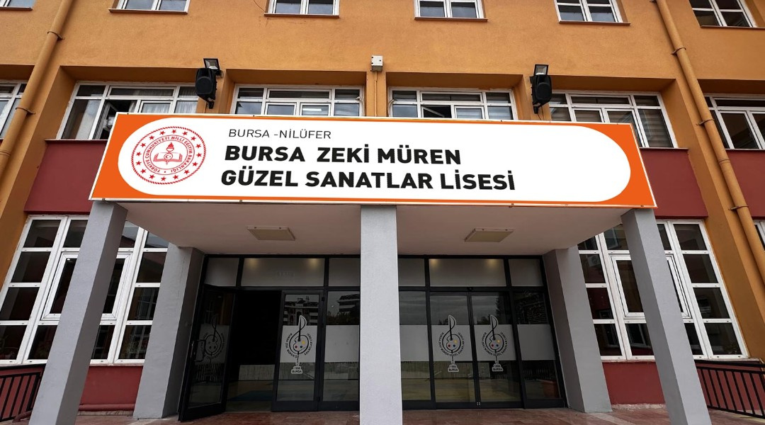 Zeki Müren Güzel Sanatlar Lisesi - Vinil Germe Tabela